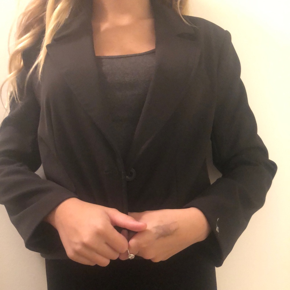 Cute blazer! Size small forever 21